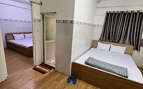 Khách Sạn Hoàng Nhân